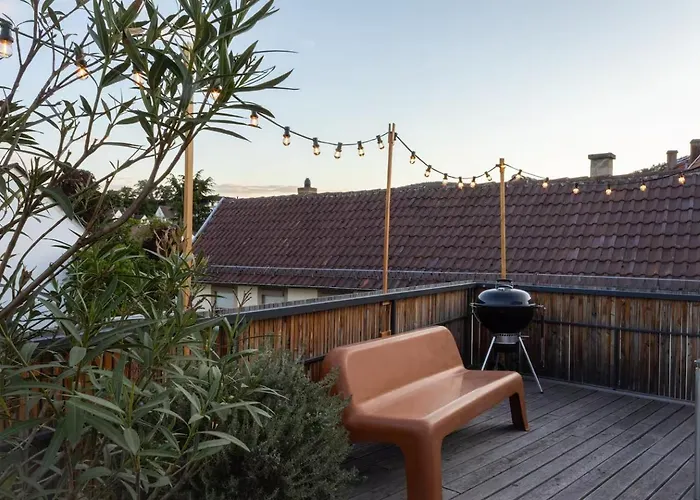 Klimatisierte Mit Grosser Terrasse Apartament